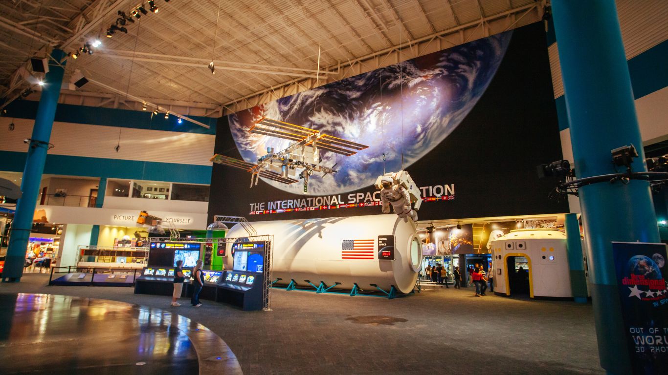 Exploring Houston's Classic Attractions this Summer  and  Staying at Grand West Condos Short-Term Rentals!-  Space center