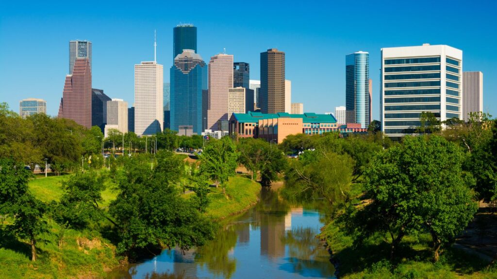 Exploring Houston's Classic Attractions this Summer and Staying at Grand West Condos Short-Term Rentals!- Buffalo Bayou Park